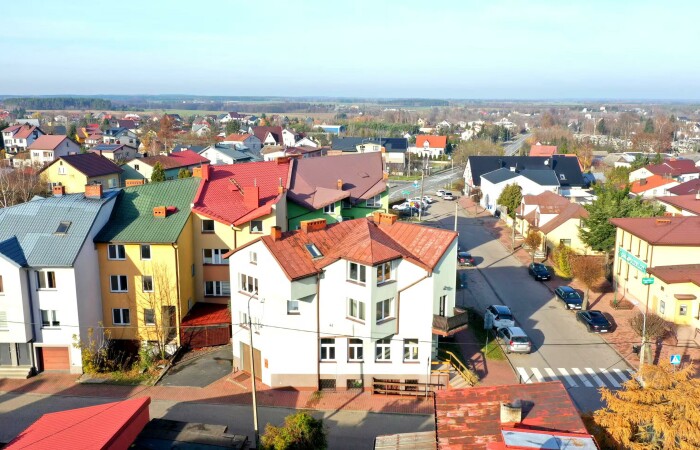 makowski, Różan, Lwowska, Dom z lokalem usługowym w Różanie