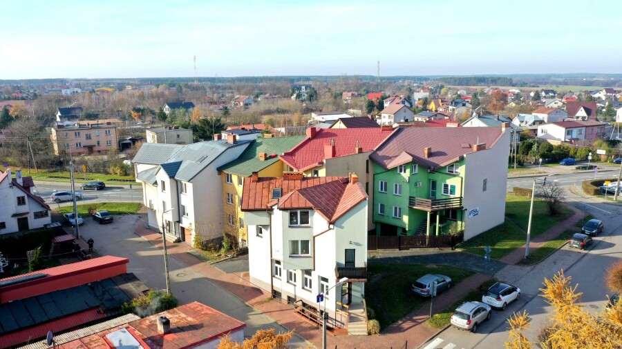 makowski, Różan, Lwowska, Dom z lokalem usługowym w Różanie