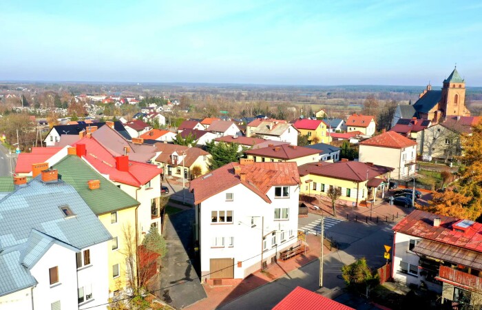 makowski, Różan, Lwowska, Dom z lokalem usługowym w Różanie