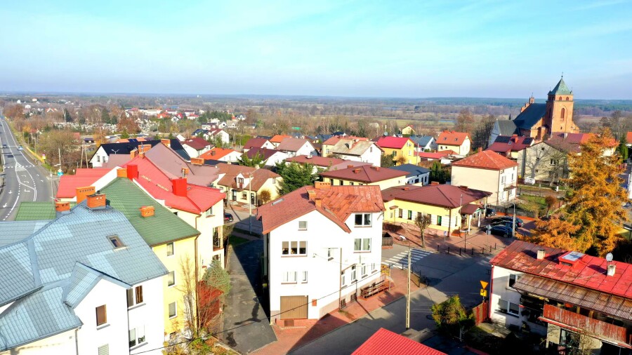 makowski, Różan, Lwowska, Dom z lokalem usługowym w Różanie