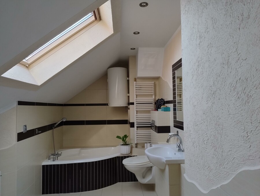 makowski, Różan, Lwowska, Dom z lokalem usługowym w Różanie