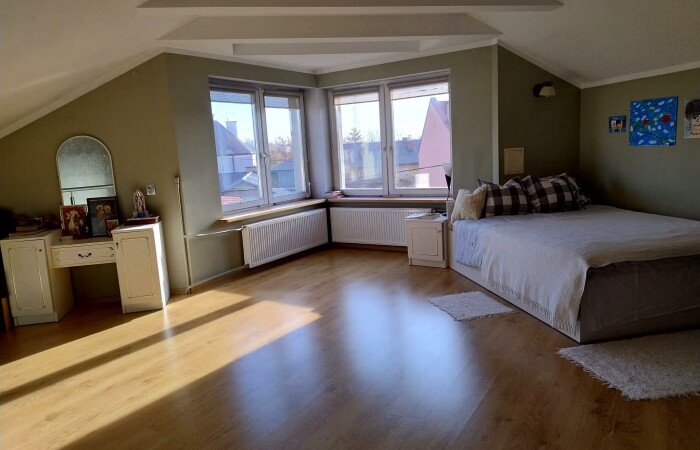 makowski, Różan, Lwowska, Dom z lokalem usługowym w Różanie