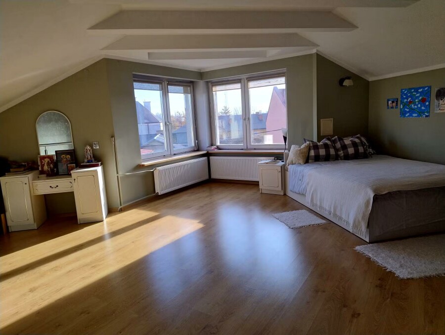 makowski, Różan, Lwowska, Dom z lokalem usługowym w Różanie