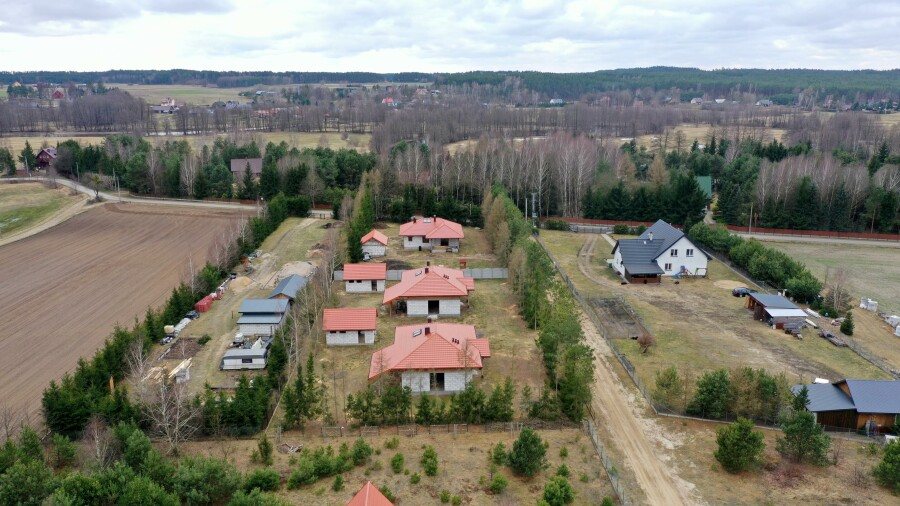 łomżyński, Zbójna, Piasutno Żelazne, Dom w stanie surowym nad rzeką Pisa Piasutno Żelazne