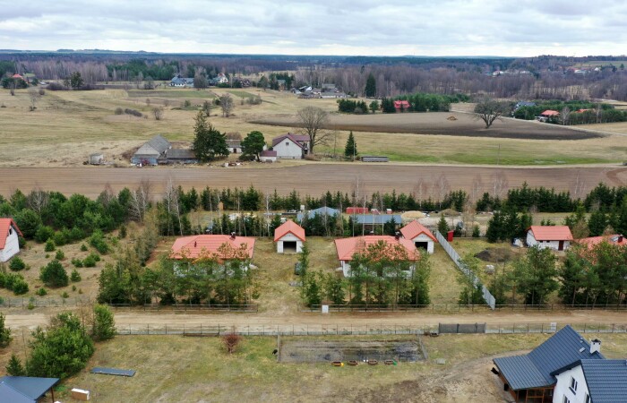 łomżyński, Zbójna, Piasutno Żelazne, Dom w stanie surowym nad rzeką Pisa Piasutno Żelazne