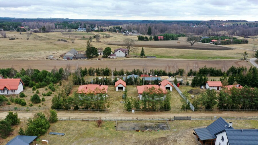 łomżyński, Zbójna, Piasutno Żelazne, Dom w stanie surowym nad rzeką Pisa Piasutno Żelazne