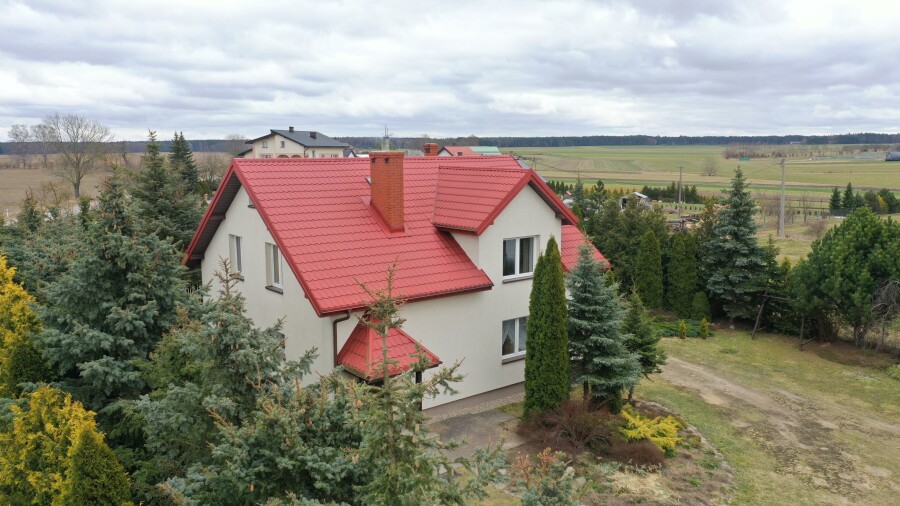 kolneński, Mały Płock, Korzeniste, Dom gotowy do zamieszkania