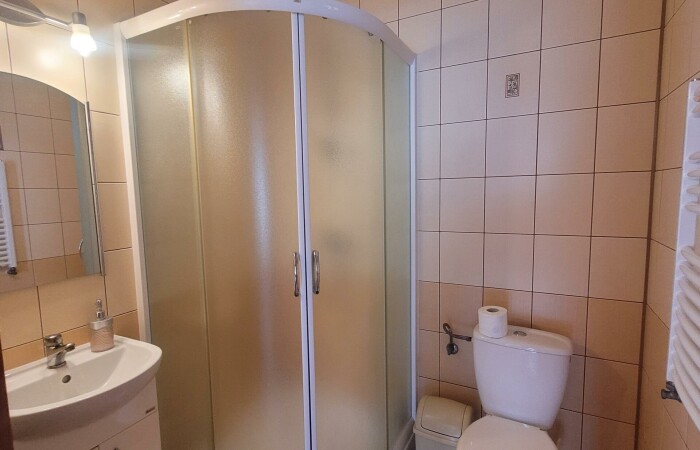 kolneński, Mały Płock, Korzeniste, Dom gotowy do zamieszkania