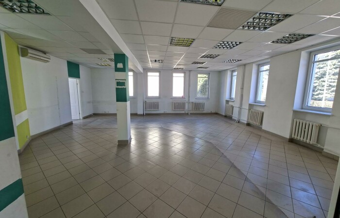 węgorzewski, Węgorzewo, Pionierów, Budynek usługowy w centrum Węgorzewa | po banku | duży potencjał inwestycyjny