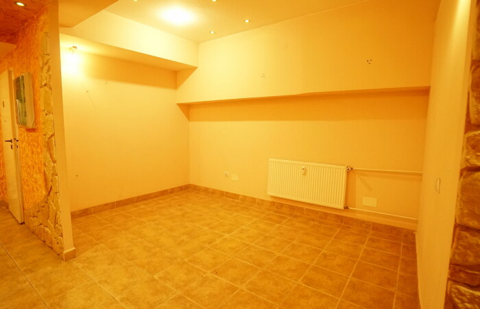 łomżyński, Łomża, Mazowiecka, Lokal usługowy w środku Osiedla Południe ul. Mazowiecka