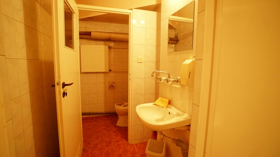 łomżyński, Łomża, Mazowiecka, Lokal usługowy w środku Osiedla Południe ul. Mazowiecka