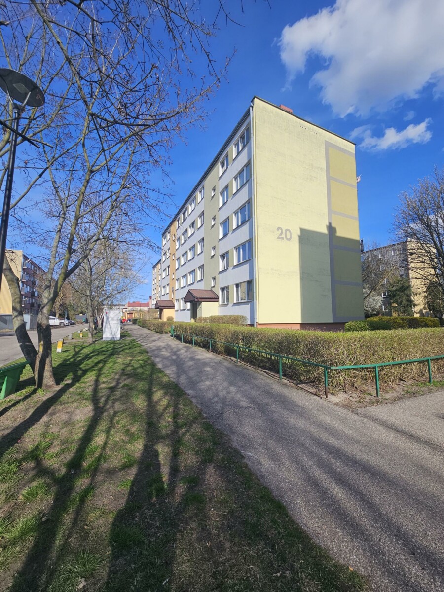 Ostrołęka, os. Henryka Sienkiewicza, 2-pokojowe mieszkanie z potencjałem-spokojne osiedle