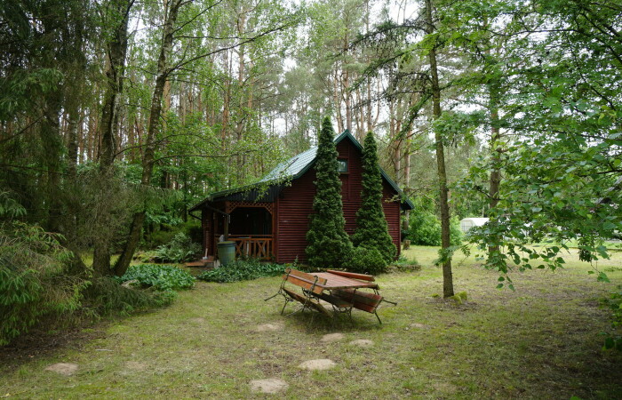 kolneński, Turośl, Cieciory, Domek ukryty w małym lesie, blisko rzeki, Cieciory gm. Turośl