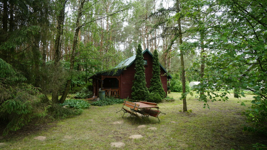 kolneński, Turośl, Cieciory, Domek ukryty w małym lesie, blisko rzeki, Cieciory gm. Turośl