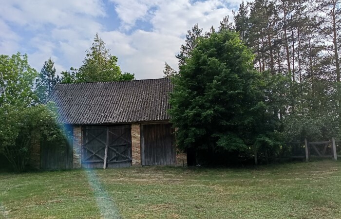 ostrołęcki, Łyse, Łączki, Stare siedlisko z duszą na Kurpiach