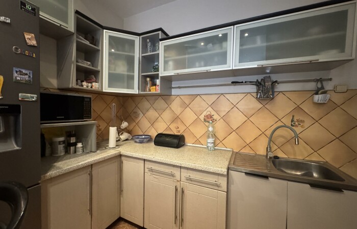 zambrowski, Zambrów, al. Wojska Polskiego, Mieszkanie z antresolą w Zambrowskiej kamienicy-41,65 m²