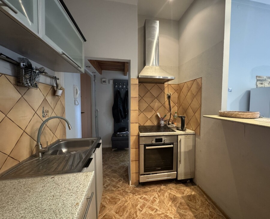 zambrowski, Zambrów, al. Wojska Polskiego, Mieszkanie z antresolą w Zambrowskiej kamienicy-41,65 m²