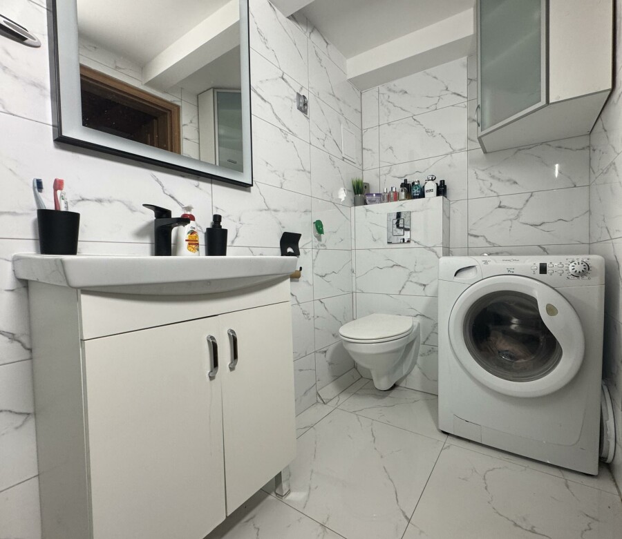 zambrowski, Zambrów, al. Wojska Polskiego, Mieszkanie z antresolą w Zambrowskiej kamienicy-41,65 m²