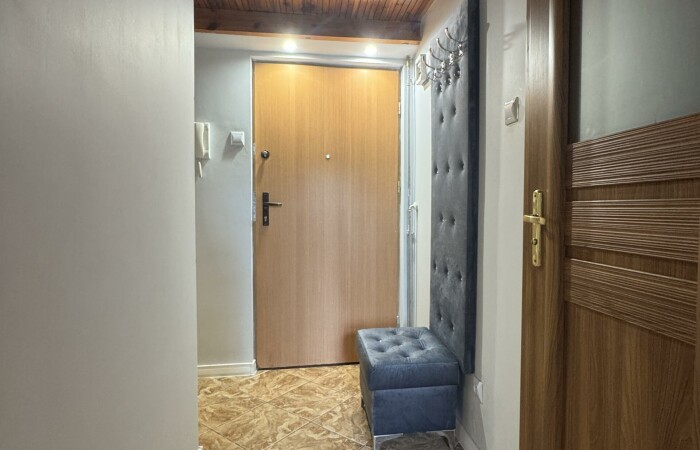 zambrowski, Zambrów, al. Wojska Polskiego, Mieszkanie z antresolą w Zambrowskiej kamienicy-41,65 m²