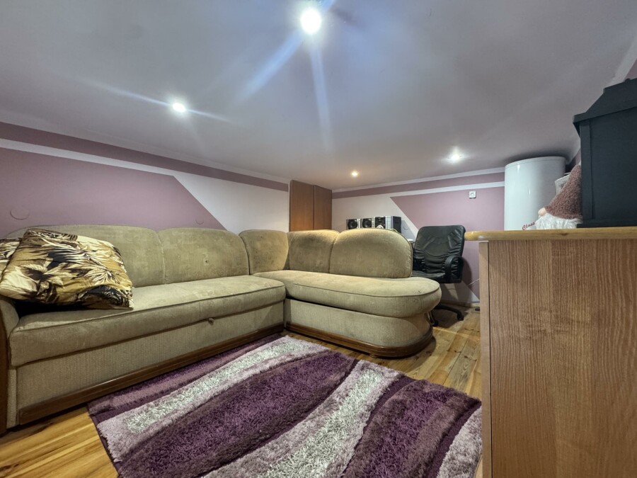 zambrowski, Zambrów, al. Wojska Polskiego, Mieszkanie z antresolą w Zambrowskiej kamienicy-41,65 m²