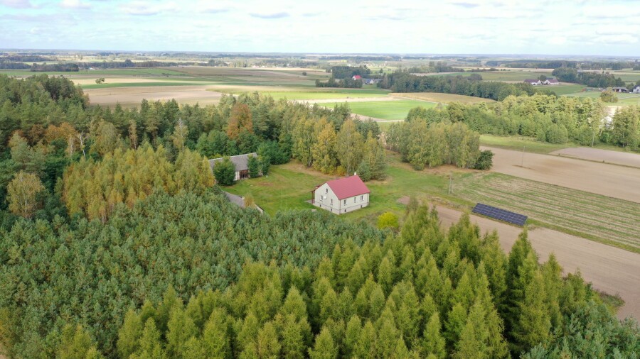 łomżyński, Przytuły, Kubra-Przebudówka, Siedlisko otoczone lasem Kubra-Przebudówka niedaleko Biebrzańskiego PN