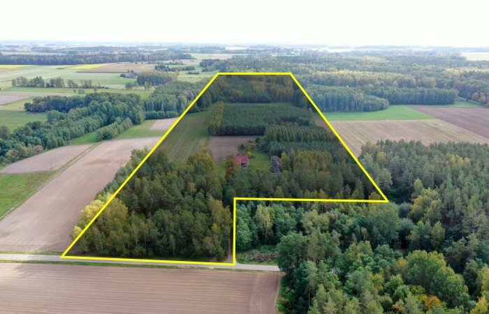łomżyński, Przytuły, Kubra-Przebudówka, Siedlisko otoczone lasem Kubra-Przebudówka niedaleko Biebrzańskiego PN
