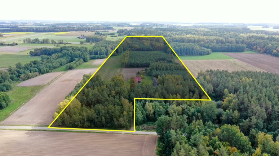 łomżyński, Przytuły, Kubra-Przebudówka, Siedlisko otoczone lasem Kubra-Przebudówka niedaleko Biebrzańskiego PN