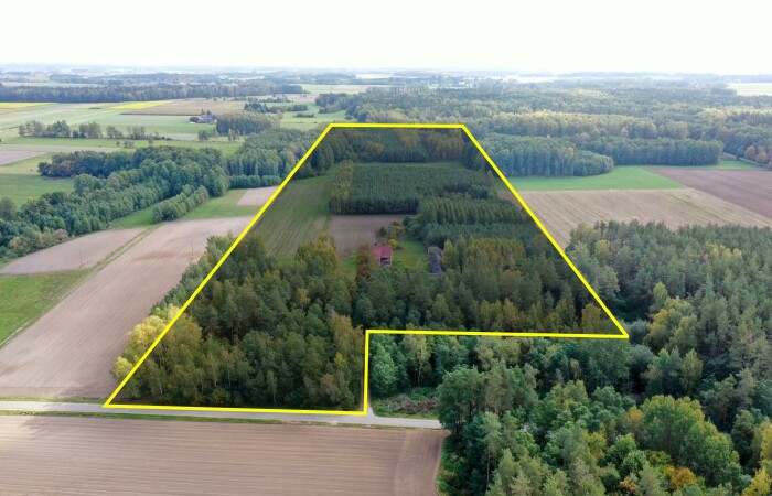 łomżyński, Przytuły, Kubra-Przebudówka, Siedlisko otoczone lasem z dużą działką niedaleko Biebrzańskiego PN